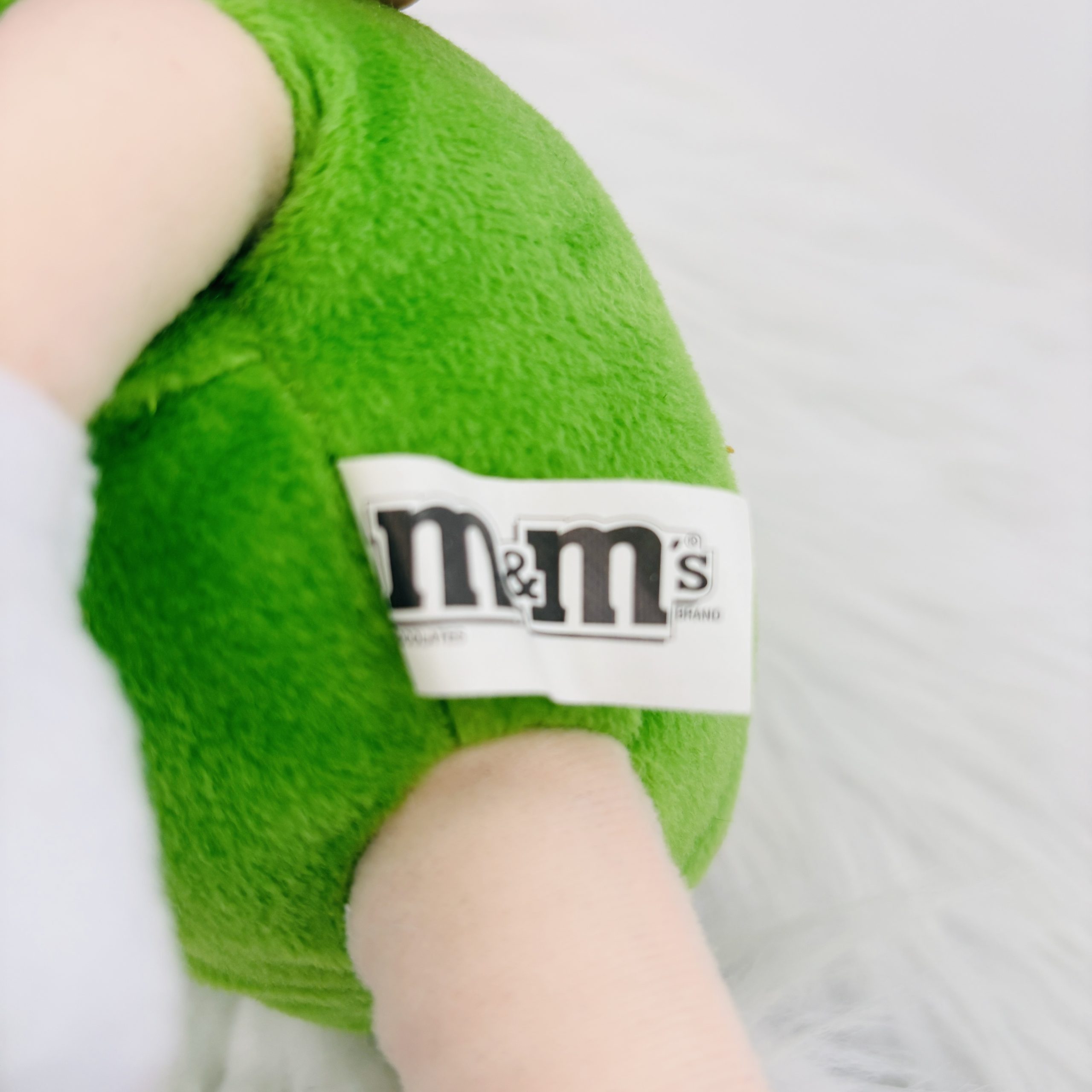 عروسک شکلات سبز M&M’s نسخه استرالیا - تصویر 4