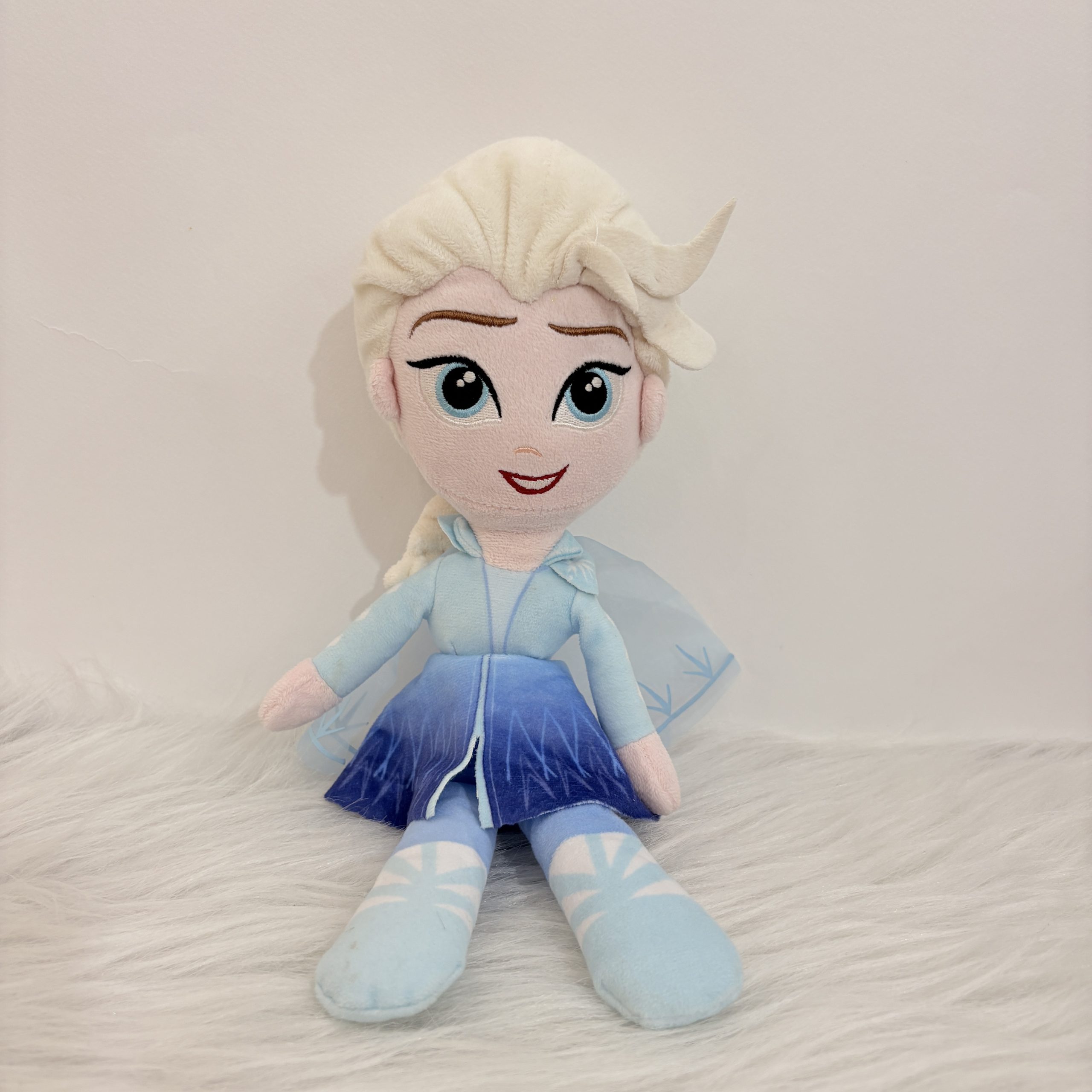 عروسک السا نسخه Frozen 2 | برند Posh Paws